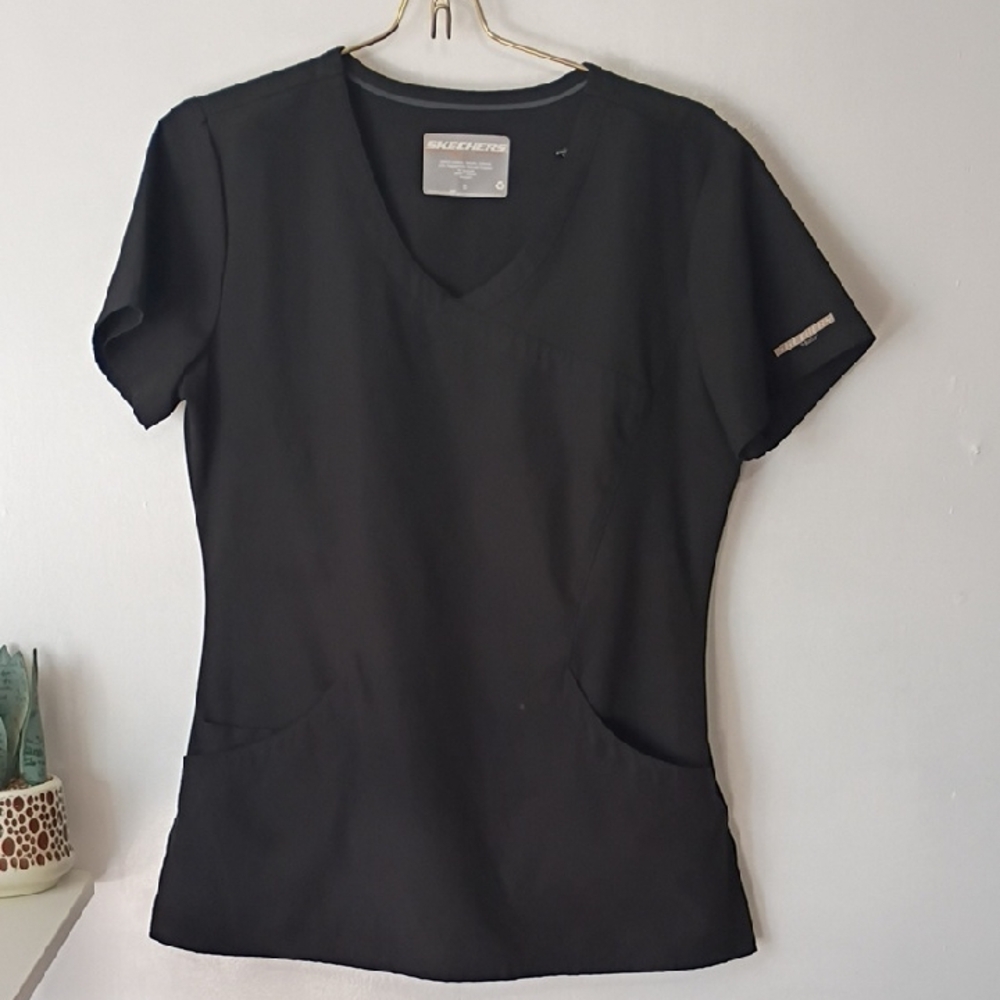 Skechers Women's Black V-Neck Short Sleeve scrubs Top small